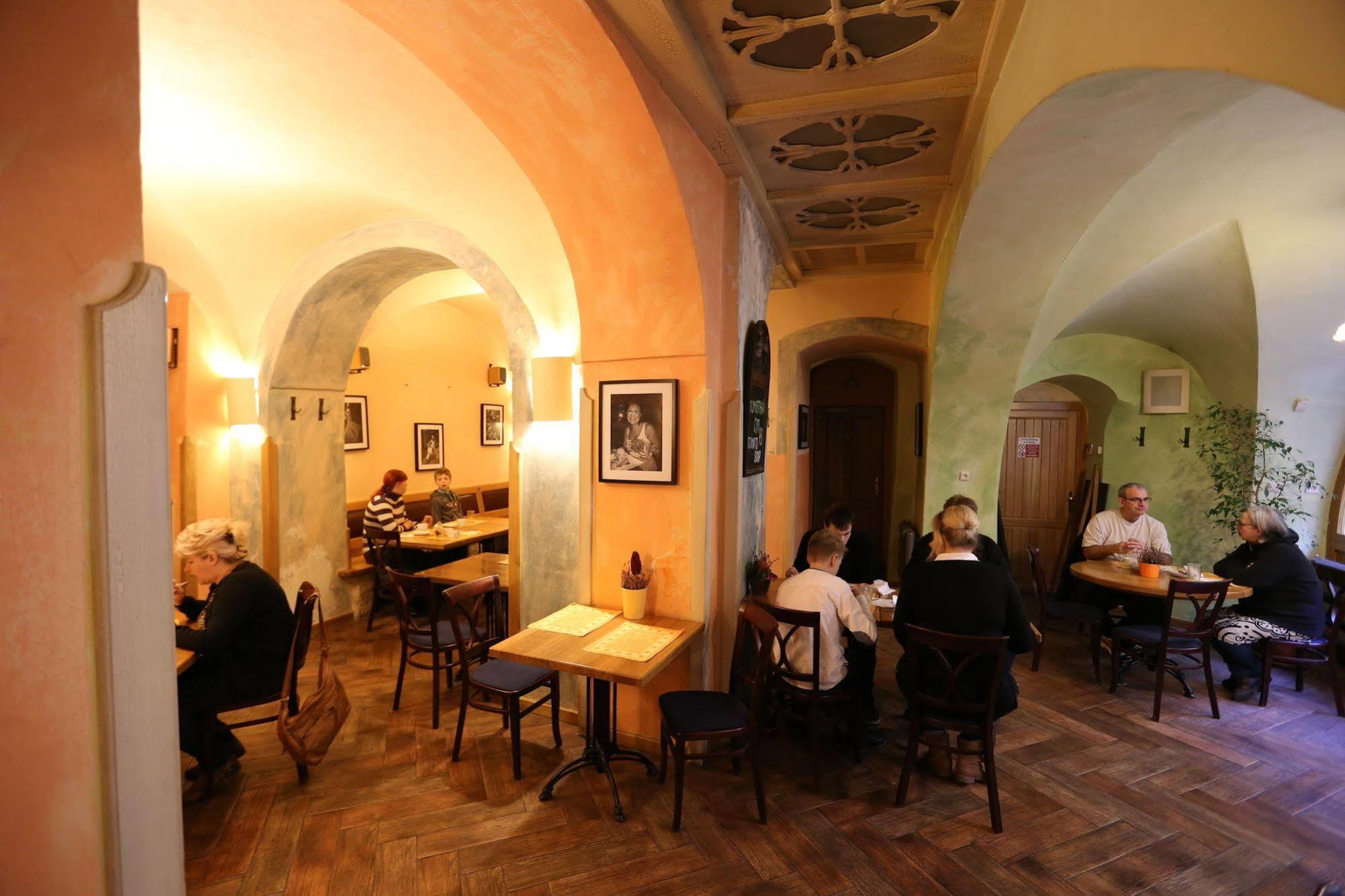 Hotel King George Πράγα Εξωτερικό φωτογραφία